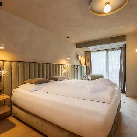 Bäckelar Wirt Superior Hotell Sölden