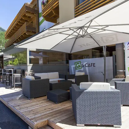 Baeckelar Wirt Superior Hotel 3*