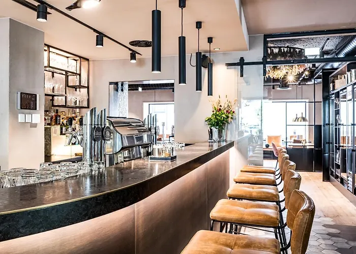 Отель Baeckelar Wirt Superior 3*