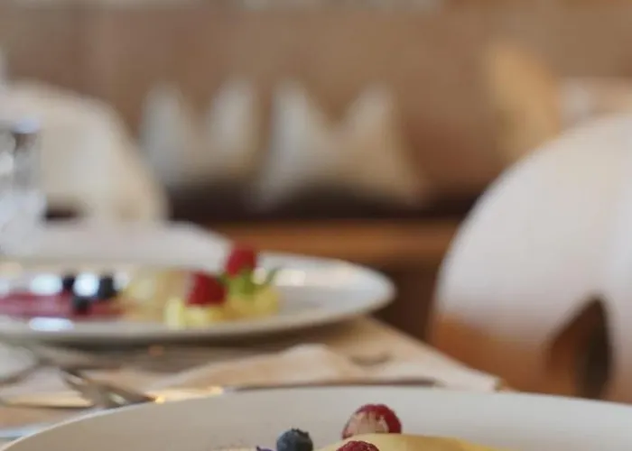 Отель Baeckelar Wirt Superior 3*