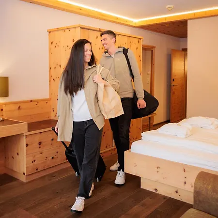 Backelar Wirt Superior Otel Sölden