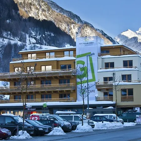 贝克莱尔沃特高级酒店 3*