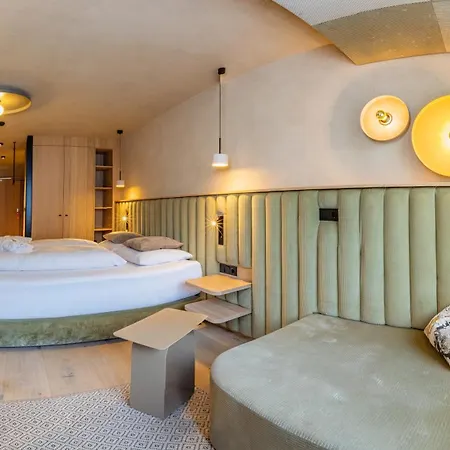 Hotel Baeckelar Wirt Superior Sölden